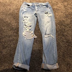American Eagle Tomgirl jeans size 2